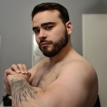 nude researcher_flo posting streamer