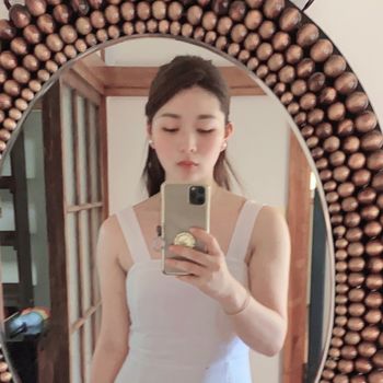 nude rikakodesu doing asian selfie