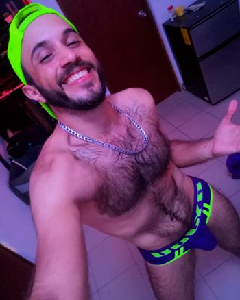 nude ronorellana leaking tiktok selfie