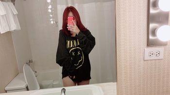 nude royal_oppai leaking asian selfie