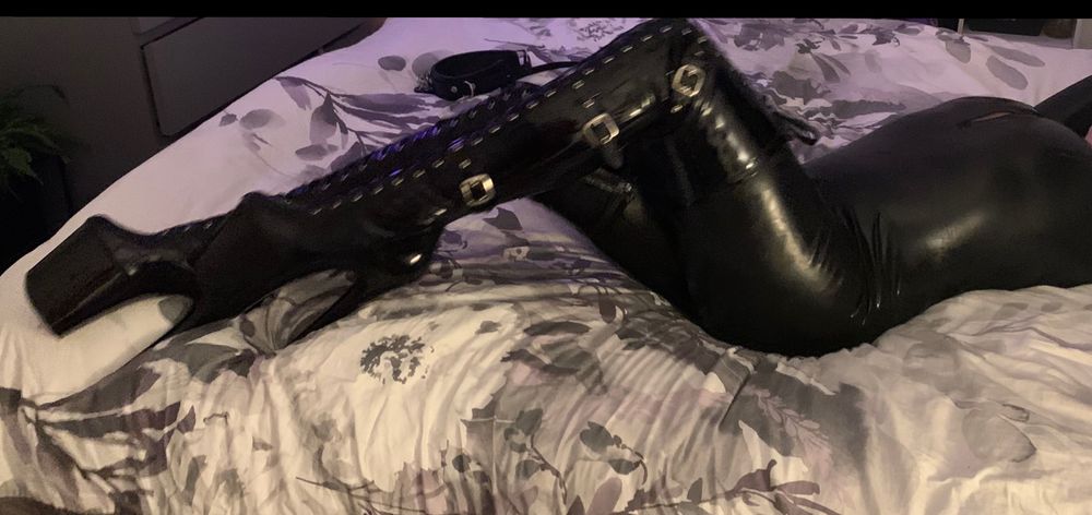 rubber_goddess21 OnlyFans Canada