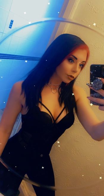 nude rubyradley24 recording streamer selfie