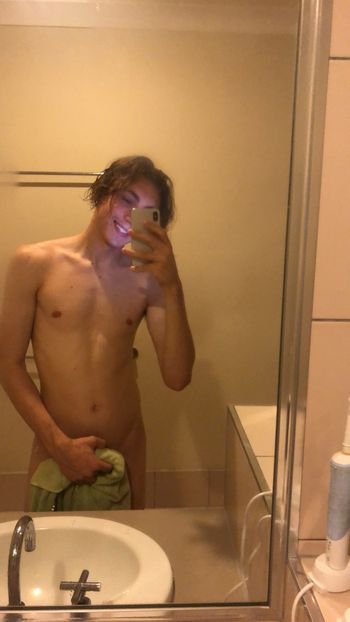 nude sackefron showing tiktok