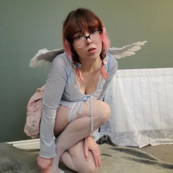 nude sally_strawberry doing nerd