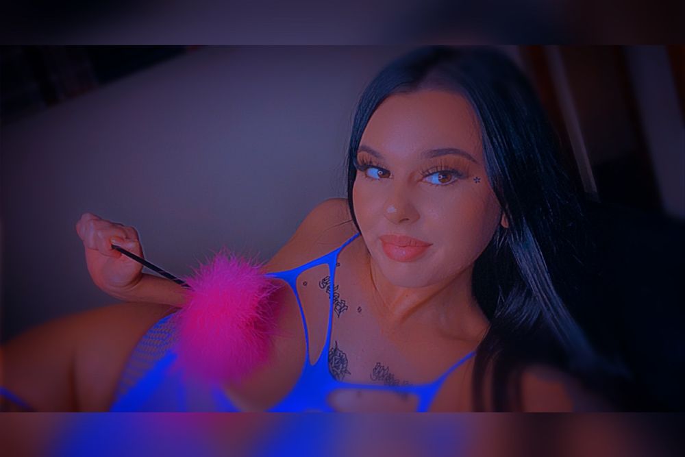 sashafoxx8 OnlyFans posting australia