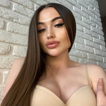 nude sasssynancy doing custom content