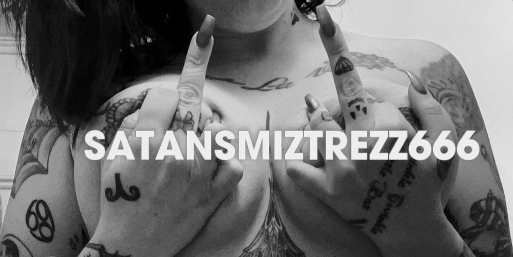 satansmiztrezz666 OnlyFans showing messaging