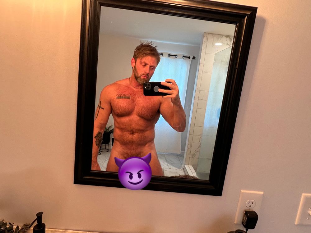 scotttraps0236 OnlyFans recording messaging