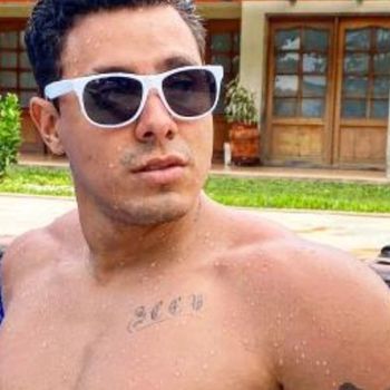 nude sebastianlemos posting latina selfie