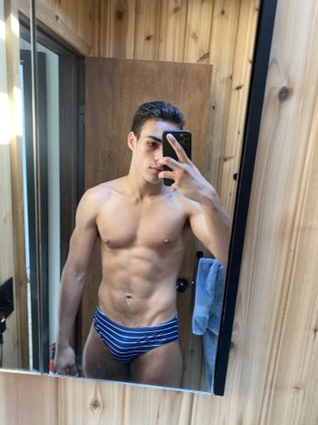 sebastianskyxx OnlyFans latina selfie