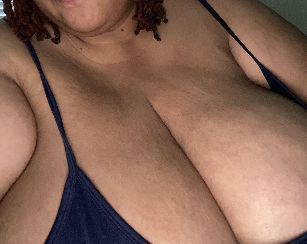 sexyreddbewbz OnlyFans leaking bbw