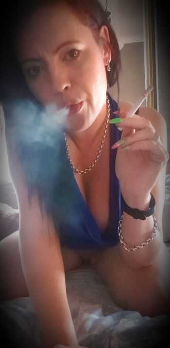 sexysmoke01 OnlyFans dominant