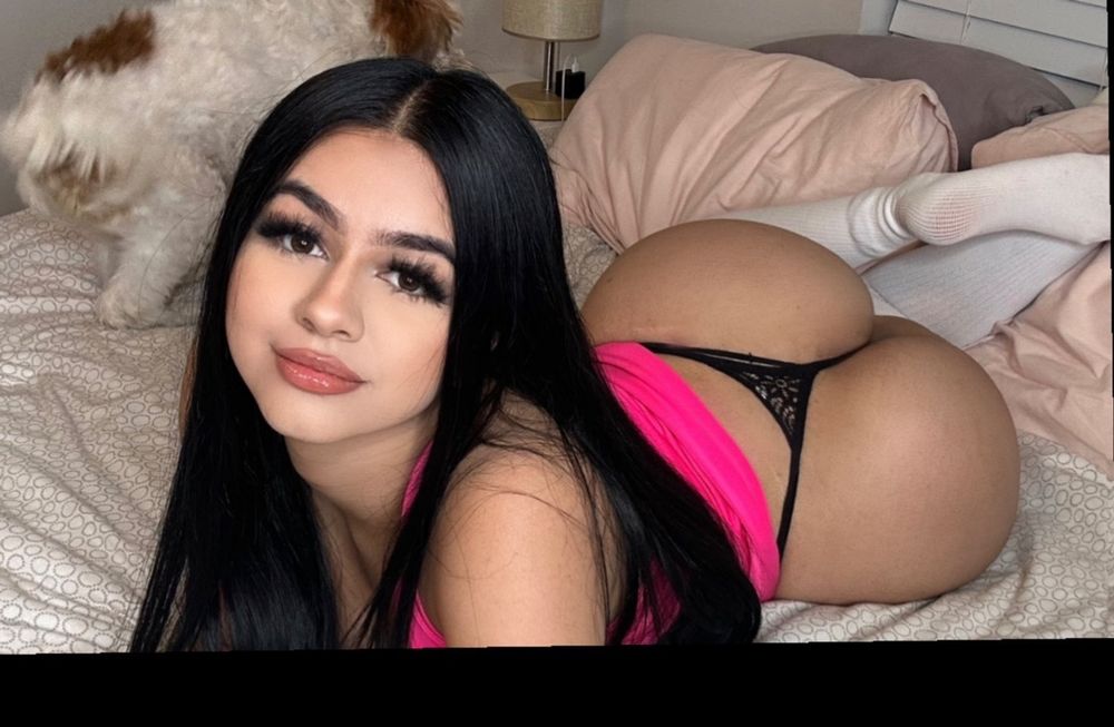 sexysummermaria OnlyFans showing hispanic