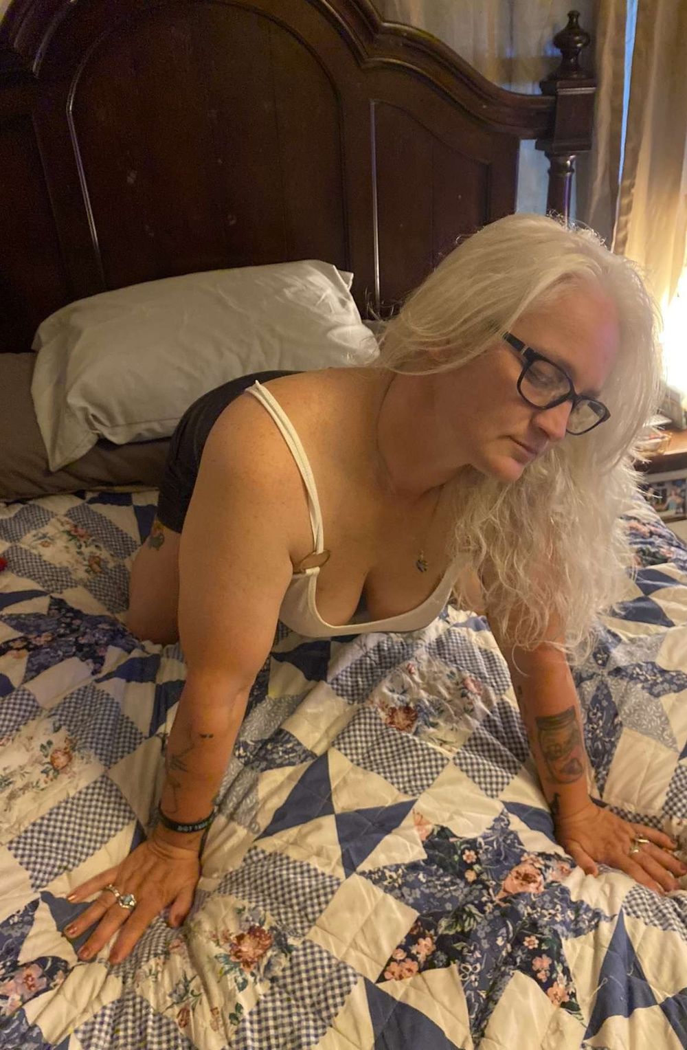 silver_fox69 OnlyFans posting trans