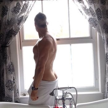 nude simonstormx leaking submissive selfie