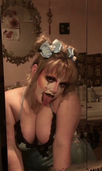 nude sirentheclown recording feet