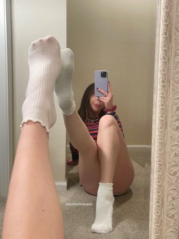 nude sizetensolemates leaking united states selfie