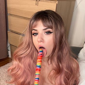 nude skylerpink recording public