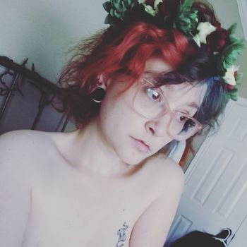 nude smolkittenbigmittens leaking messaging selfie