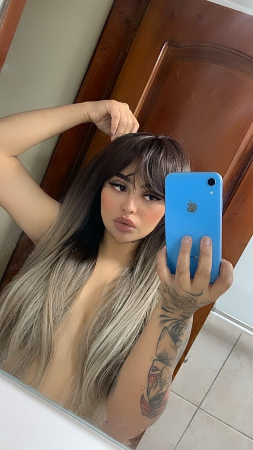 sofia-hernandez OnlyFans showing student