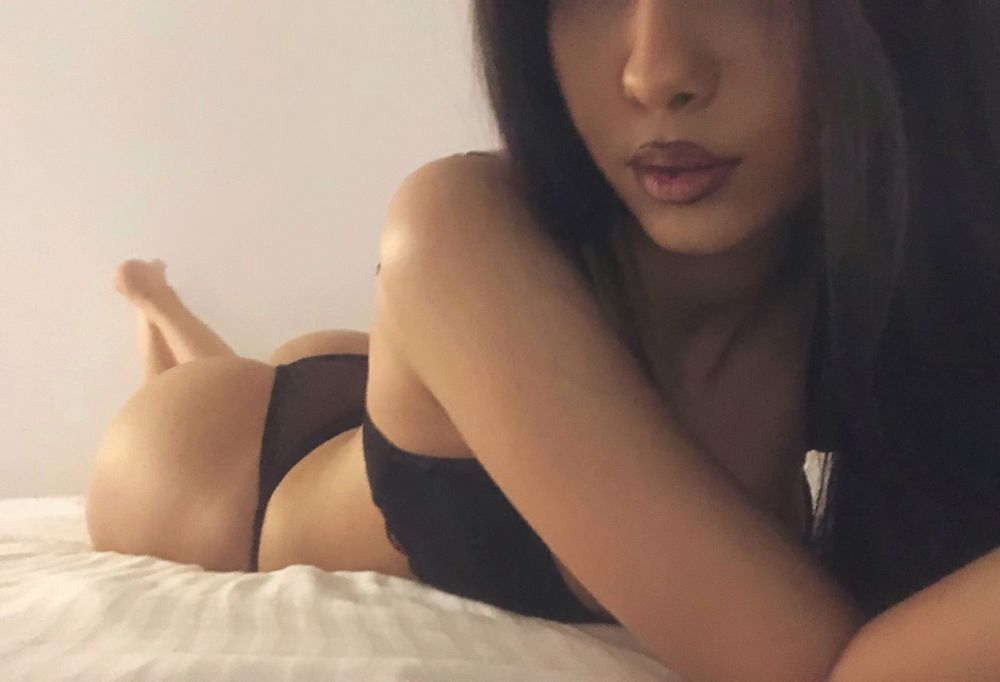 sophie_foxiee OnlyFans leaking united states