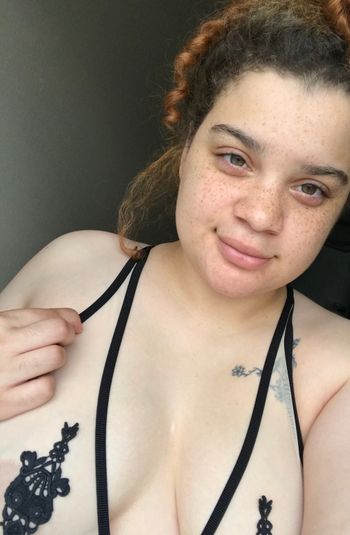 nude sophiesucc posting fetish selfie