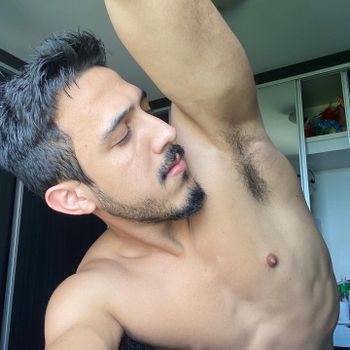 nude srmaddoxx doing brazil selfie