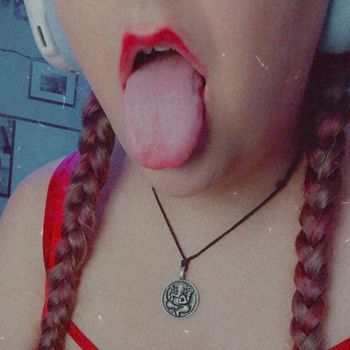 nude stoner_goddessx doing custom content selfie