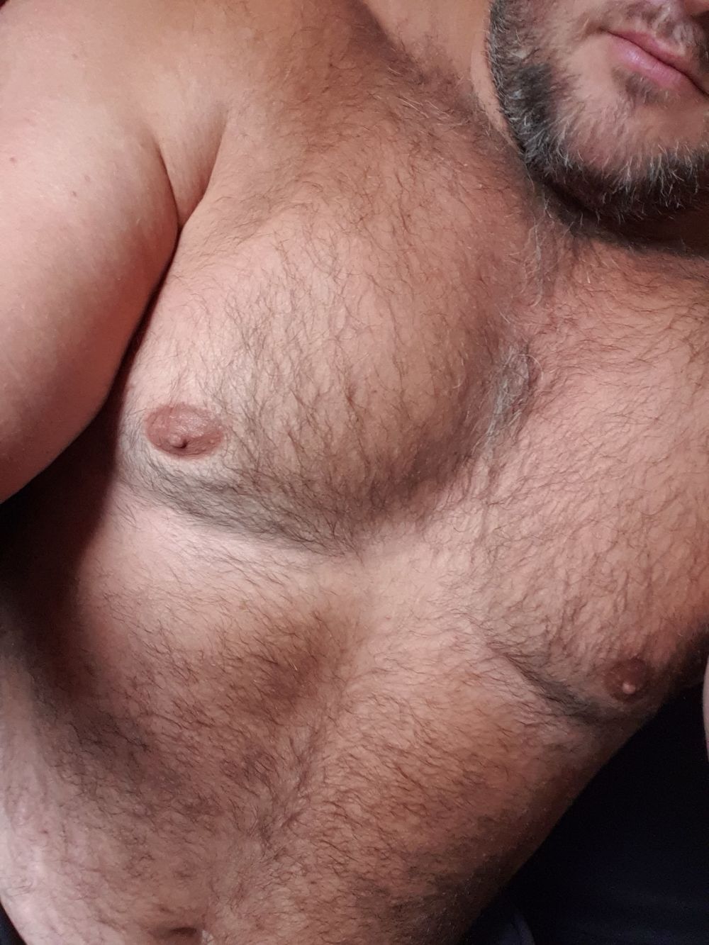 strongdickie OnlyFans showing messaging