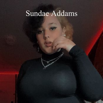 nude sundae_addams model