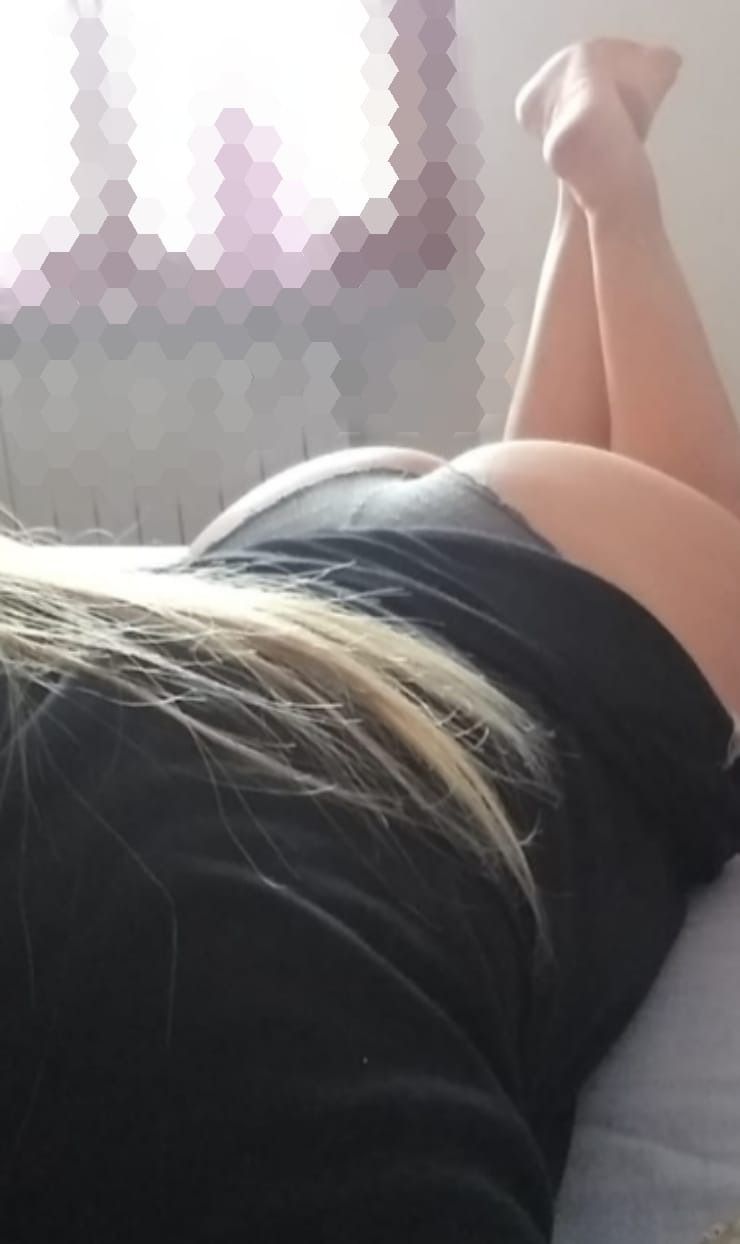 sweetduck79 OnlyFans doing big ass