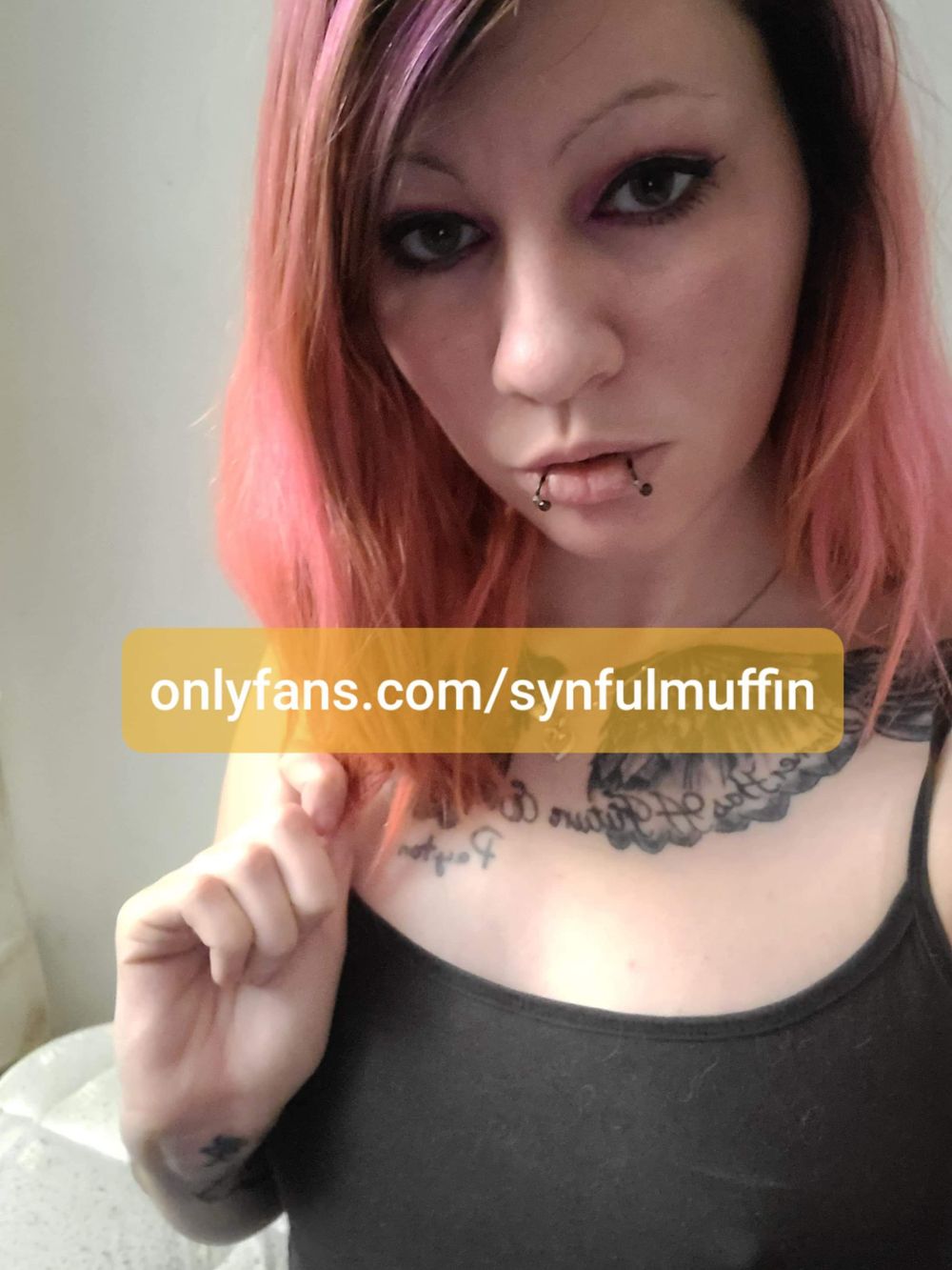 synfulmuffin OnlyFans doing latina