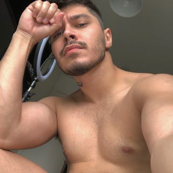 nude tardivoxxx showing hispanic selfie