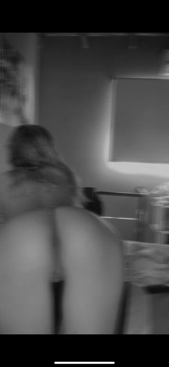 nude taticabral13 doing latina