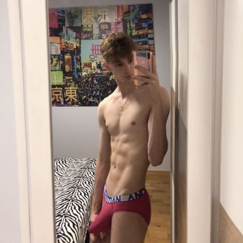 nude taylorxcene recording streamer selfie