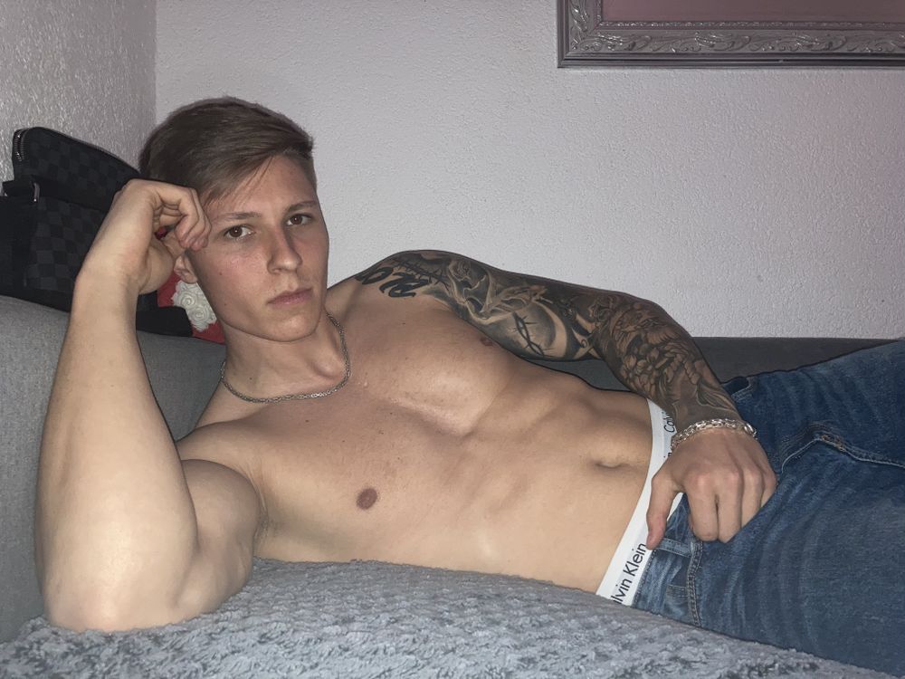 thatgermandude OnlyFans showing exhibitionism