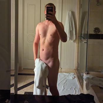 nude thenudegardener posting messaging