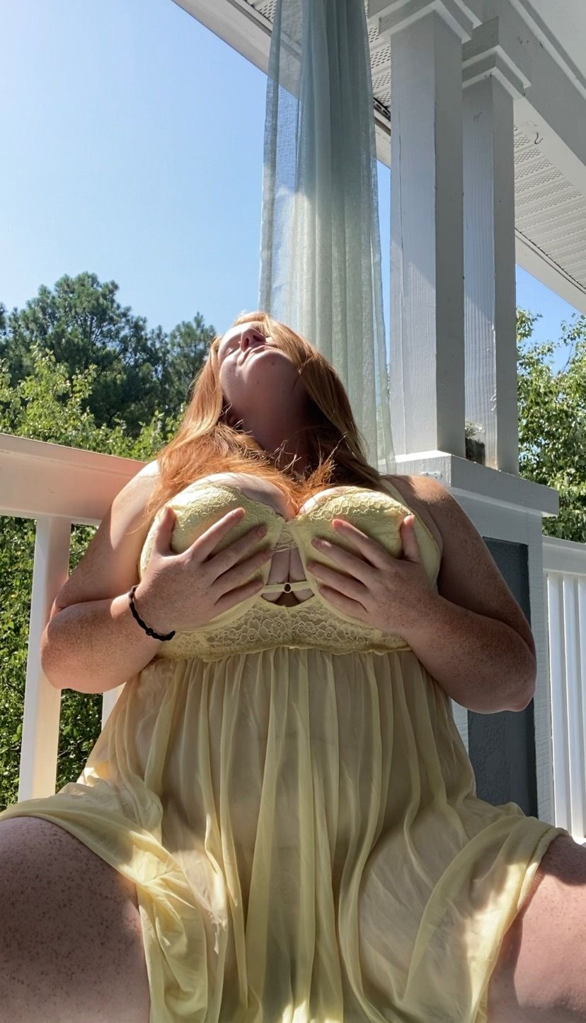 theonewiththebigtits OnlyFans recording toys