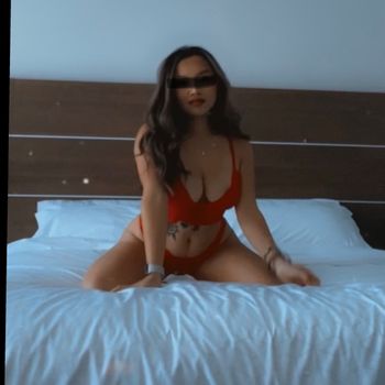 nude thevioletgray doing custom content