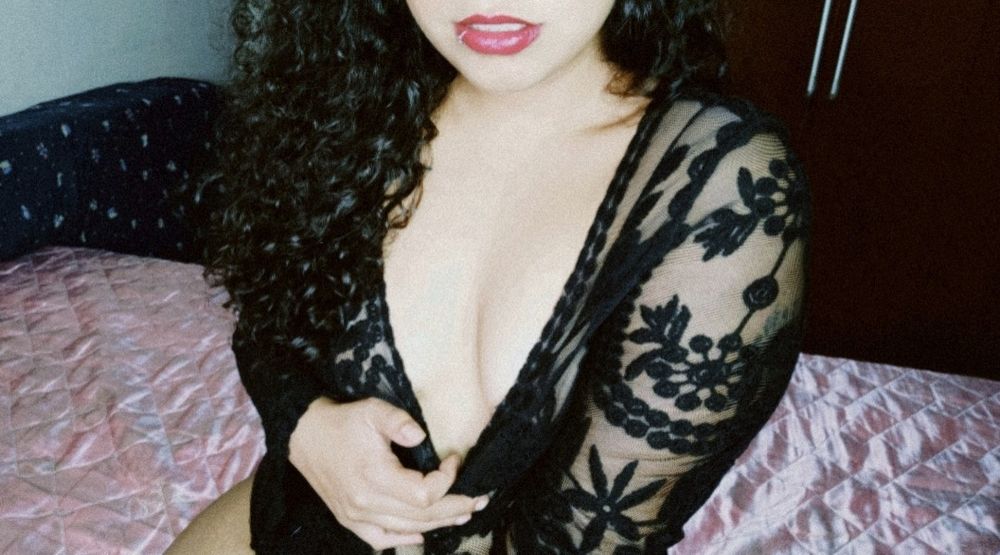 tituba_oficial OnlyFans doing latina