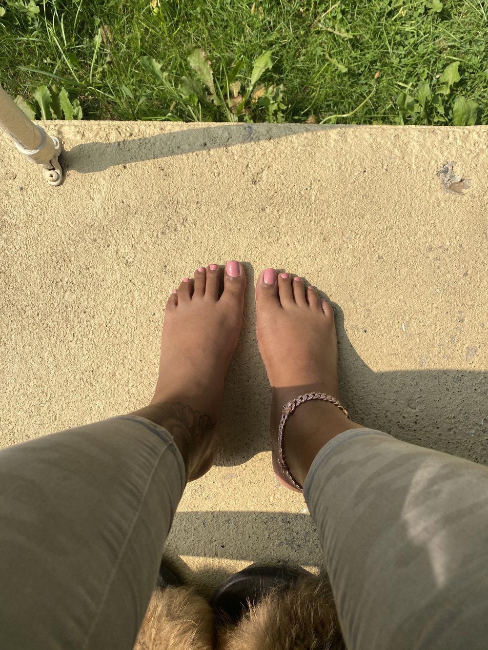 tori_tootsies OnlyFans posting messaging