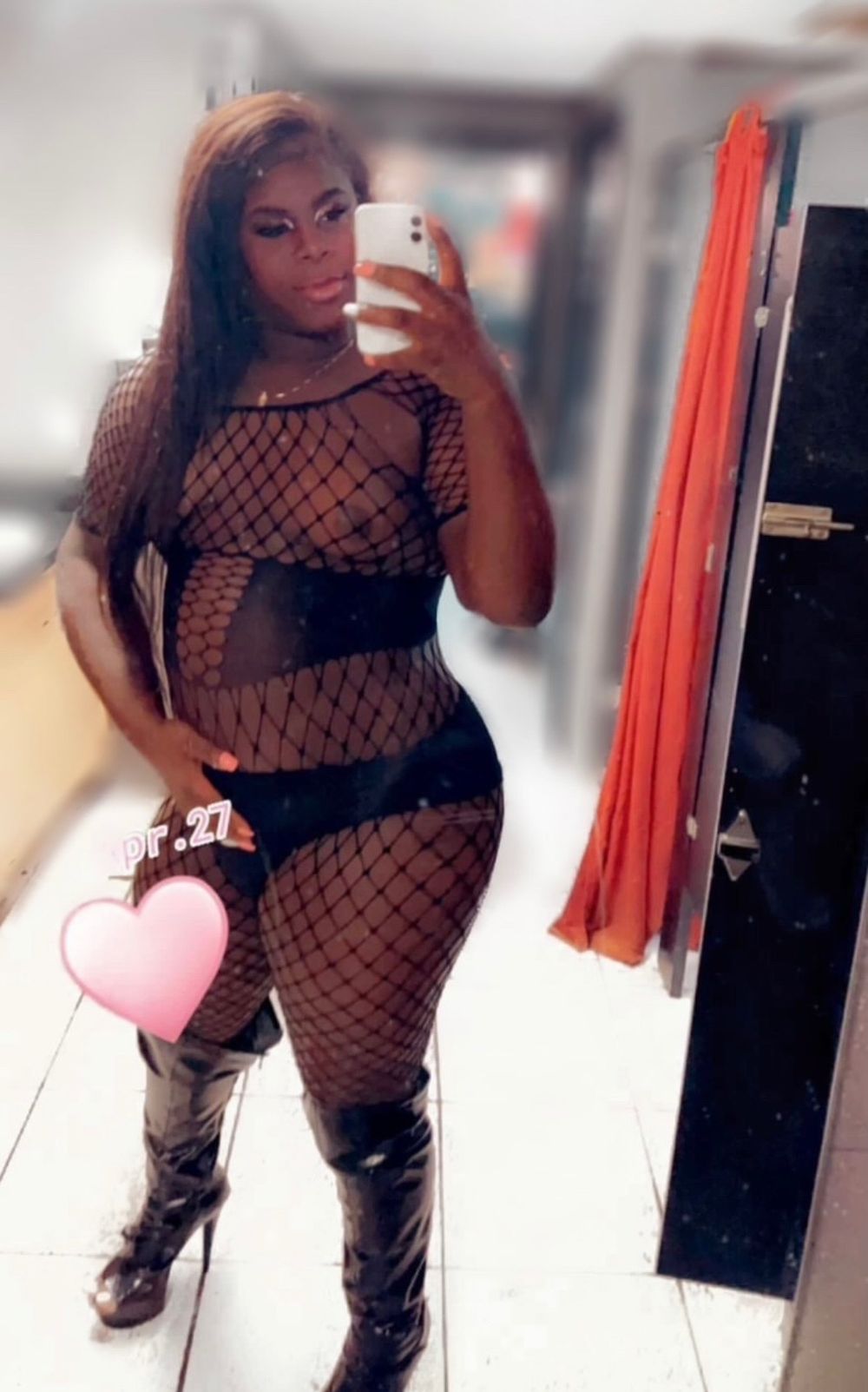 tsdior21 OnlyFans posting ebony