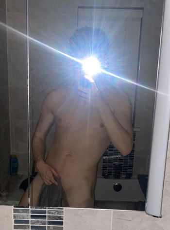 twinkboyukxl OnlyFans gay