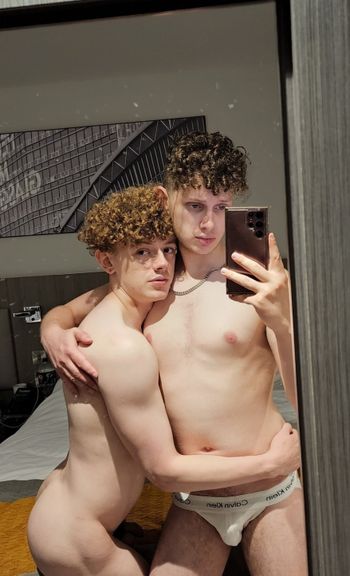 nude twinky_couple recording united states