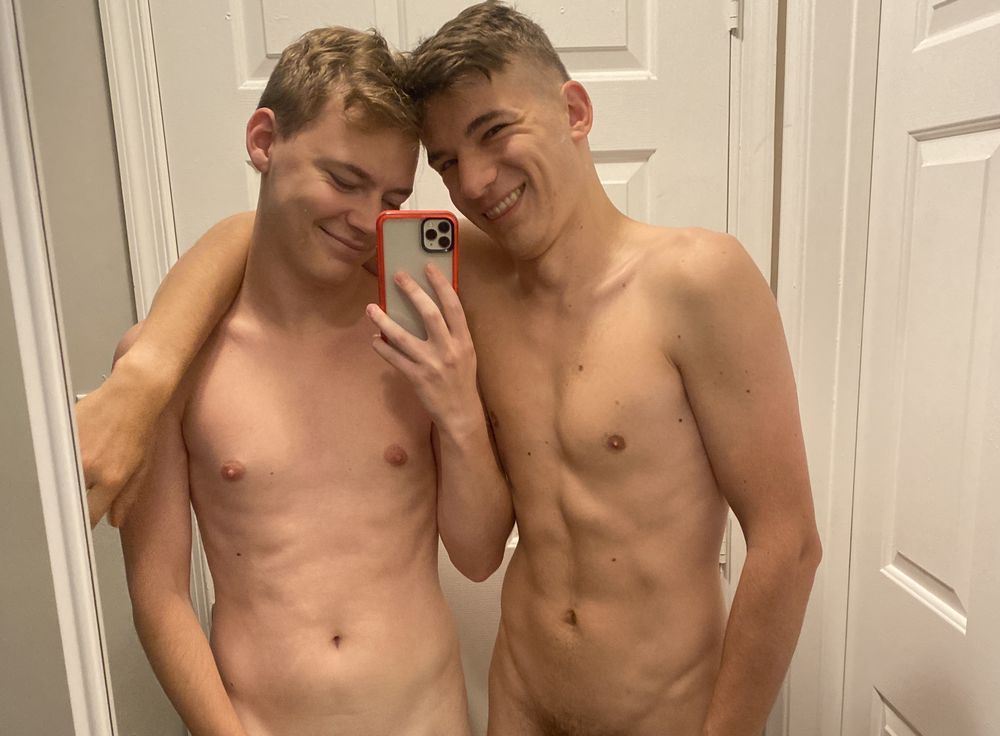 twohungtwinks OnlyFans leaking gay