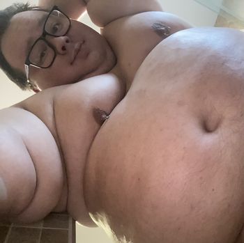 nude tychub doing messaging