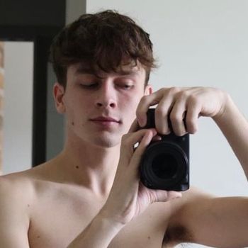 nude tylertannerxxx recording latina selfie