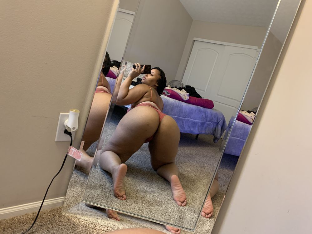 u21559556 OnlyFans posting latina