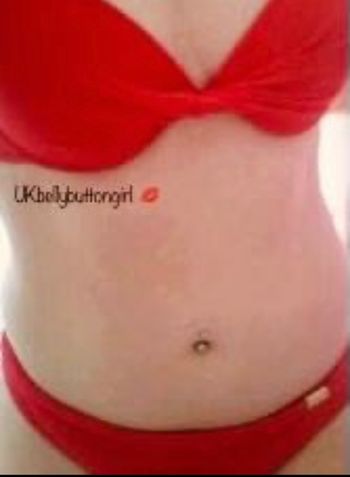 nude ukbellybuttongirl recording custom content