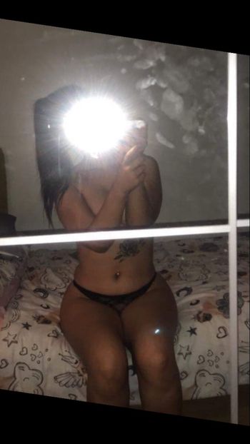 nude urhottgirlsxph posting big tits selfie